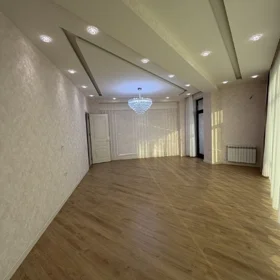 In Baku 130.0 m² apartment is for sale - Image 7