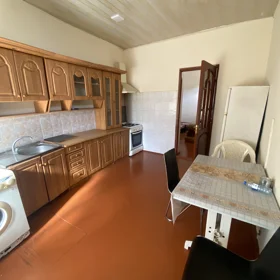 In Baku 40.0 m² house with 1.0 rooms is for rent - Image 3
