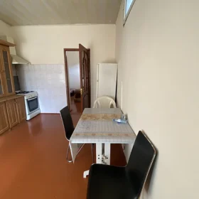 In Baku 40.0 m² house with 1.0 rooms is for rent - Image 4