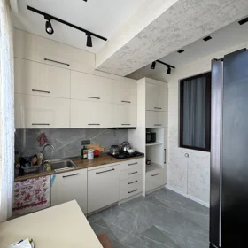 In Baku 65.0 m² apartment is for rent - Image 9