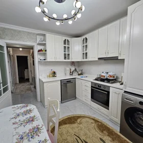 In Baku 75.0 m² apartment is for rent - Image 3