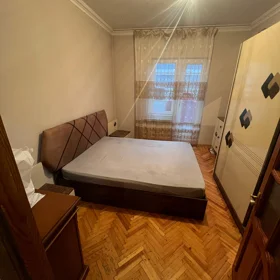In Baku 60.0 m² apartment is for rent - Image 2