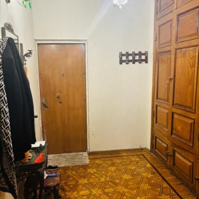 In Baku 110.0 m² apartment is for sale - Image 4