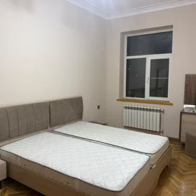 In Baku 75.0 m² apartment is for rent - Image 3