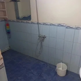 In Baku 35.0 m² house with 2.0 rooms is for rent - Image 2