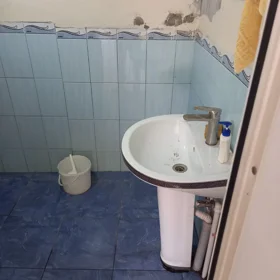 In Baku 35.0 m² house with 2.0 rooms is for rent - Image 9