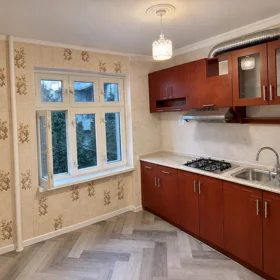 In Baku 65.0 m² apartment is for rent - Image 3