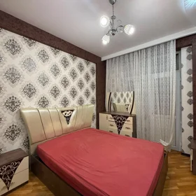 In Baku 90.0 m² apartment is for sale - Image 2