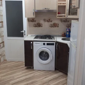 In Baku 60.0 m² apartment is for rent - Image 4