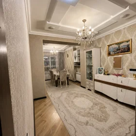 In Baku 70.0 m² apartment is for sale - Image 3