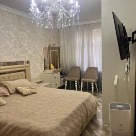 In Baku 70.0 m² apartment is for sale - Image 7
