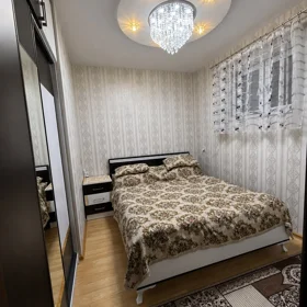 In Baku 70.0 m² apartment is for sale - Image 8