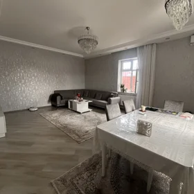 In Suraxanı rayonu 129.0 m² house with 4.0 rooms is for sale - Image 2