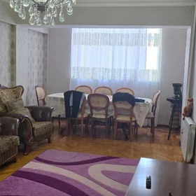 In Baku 65.0 m² apartment is for sale - Image 2