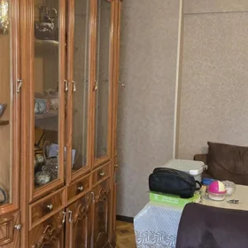 In Baku 65.0 m² apartment is for sale - Image 4