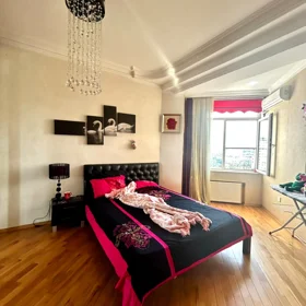 In Baku 70.0 m² apartment is for sale - Image 10