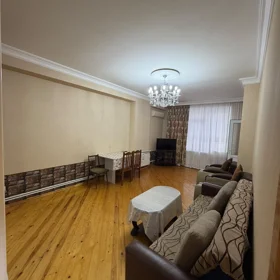 In Baku 75.0 m² apartment is for rent - Image 2