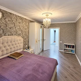 In Baku 70.0 m² apartment is for sale - Image 5