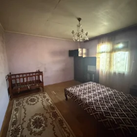 In Binəqədi rayonu 58.0 m² house with 2.0 rooms is for rent - Image 3