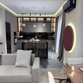 In Baku 131.0 m² apartment is for sale - Image 8