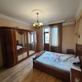 In Baku 120.0 m² apartment is for sale - Image 6