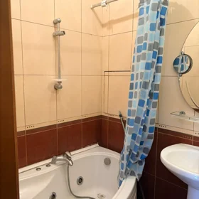 In Baku 120.0 m² apartment is for sale - Image 8