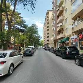 In Baku 80.0 m² apartment is for sale - Image 3