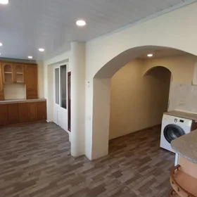 In Baku 80.0 m² apartment is for sale - Image 8