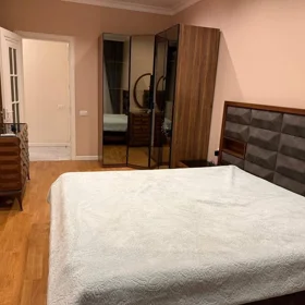 In Baku 95.0 m² apartment is for rent - Image 3