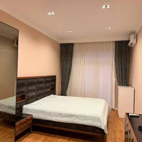 In Baku 95.0 m² apartment is for rent - Image 4