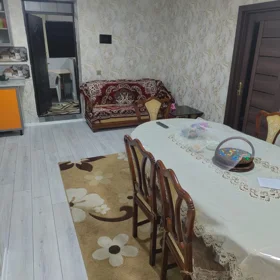 In nan 100.0 m² house with 3.0 rooms is for rent - Image 3