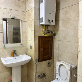 In Baku 50.0 m² apartment is for rent - Image 3