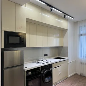 In Baku 80.0 m² apartment is for rent - Image 2