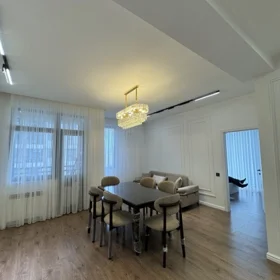 In Baku 80.0 m² apartment is for rent - Image 10