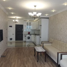 In Baku 70.0 m² apartment is for rent - Image 3