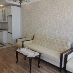 In Baku 70.0 m² apartment is for rent - Image 4