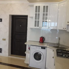 In Baku 70.0 m² apartment is for rent - Image 7