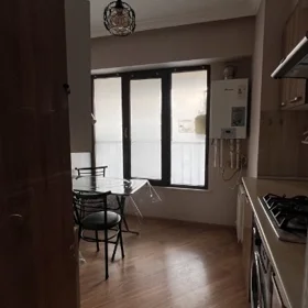 In Baku 65.0 m² apartment is for rent - Image 6