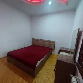 In Baku 75.0 m² apartment is for rent - Image 3