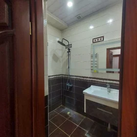 In Baku 75.0 m² apartment is for rent - Image 10
