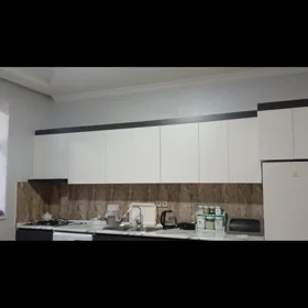 In Baku 150.0 m² apartment is for rent - Image 9