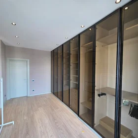 In Baku 145.0 m² apartment is for sale - Image 10