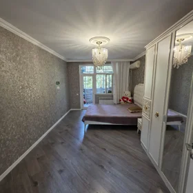 In Baku 75.0 m² apartment is for sale - Image 8