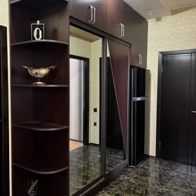 In Baku 110.0 m² apartment is for rent - Image 5