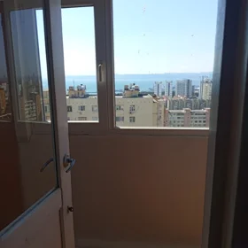 In Baku 90.0 m² apartment is for sale - Image 5