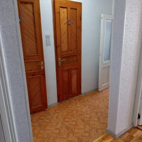 In Baku 90.0 m² apartment is for sale - Image 8