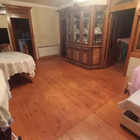 In nan 450.0 m² house with 7.0 rooms is for sale - Image 2