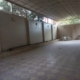 In nan 450.0 m² house with 7.0 rooms is for sale - Image 8