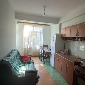 In Baku 60.0 m² apartment is for sale - Image 2