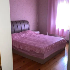 In Binəqədi rayonu 240.0 m² house with 5.0 rooms is for sale - Image 7